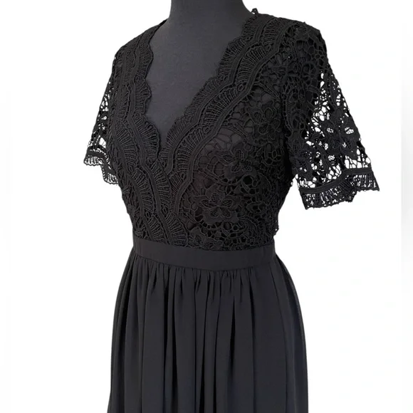 Lulus Black Scalloped Lace Top Short Dress Sz S Flowy Sheer Skirt Short Sleeves - Picture 3 of 15